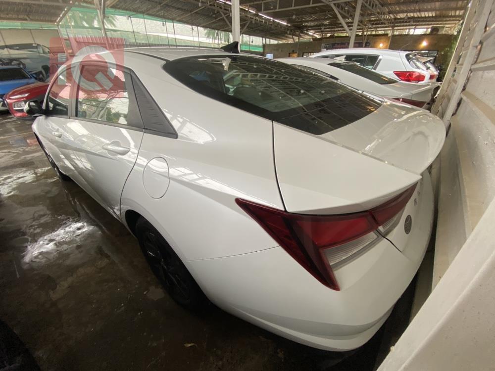هیوندای ئەلەنترا